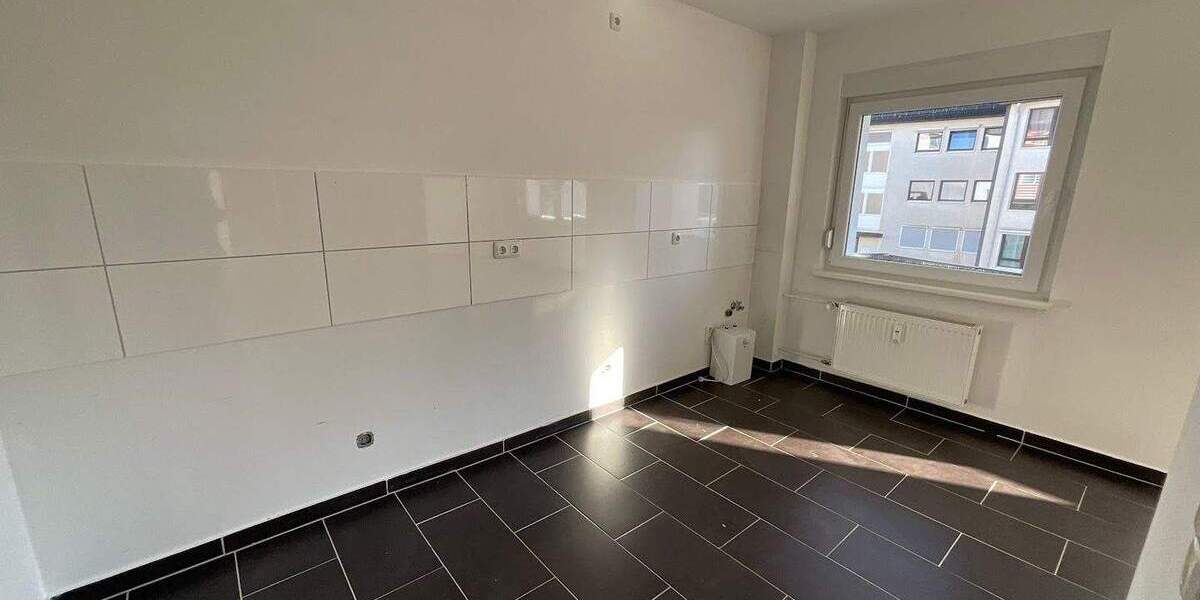 Etagenwohnung Radevormwald Innenstadt - 3 Zimmer, 71 m&sup2;, 639&euro; | Angebot:25739983