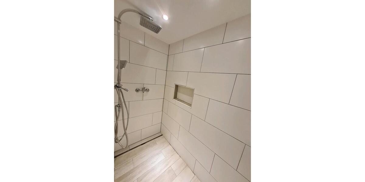 Erdgeschoßwohnung Wissen - 5 Zimmer, 140 m&sup2;, 850&euro; | Angebot:26602591