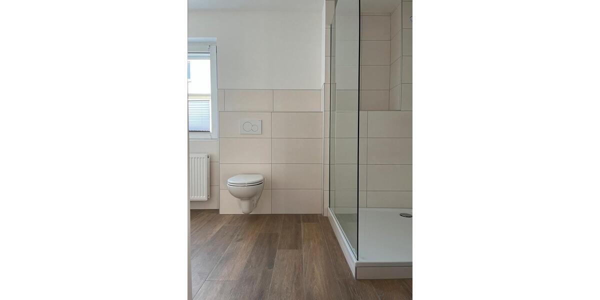 Hochparterre Borken (Hessen) - 3 Zimmer, 107 m&sup2;, 1.100&euro; | Angebot:26551694