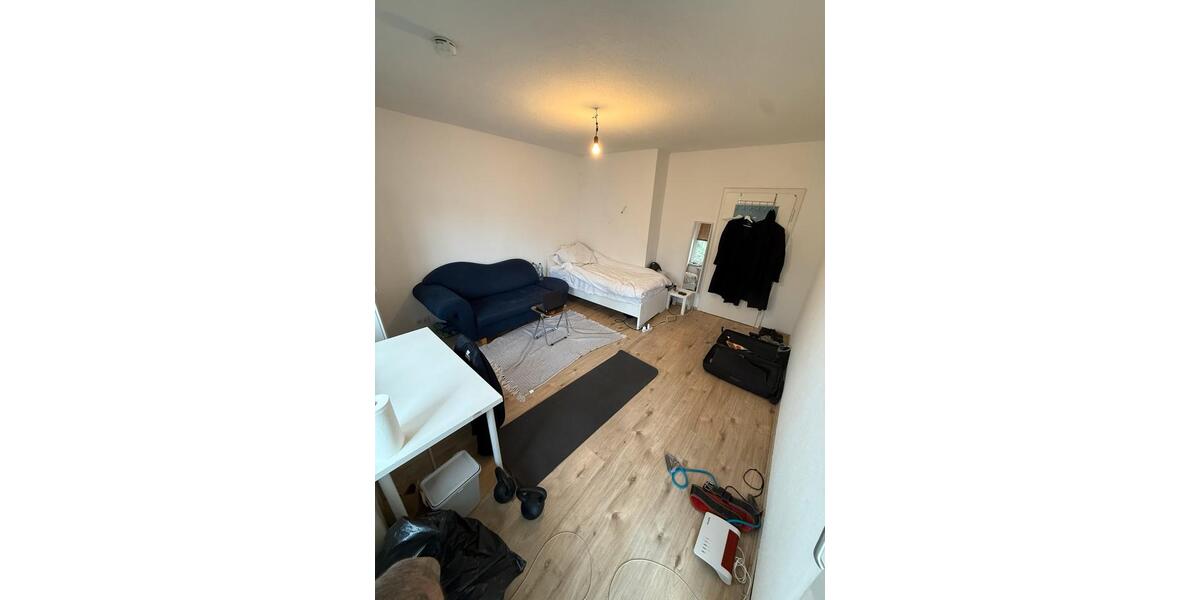 Wohnen auf Zeit Essen Huttrop - 3 Zimmer, 25 m&sup2;, 500&euro; | Angebot:25237644