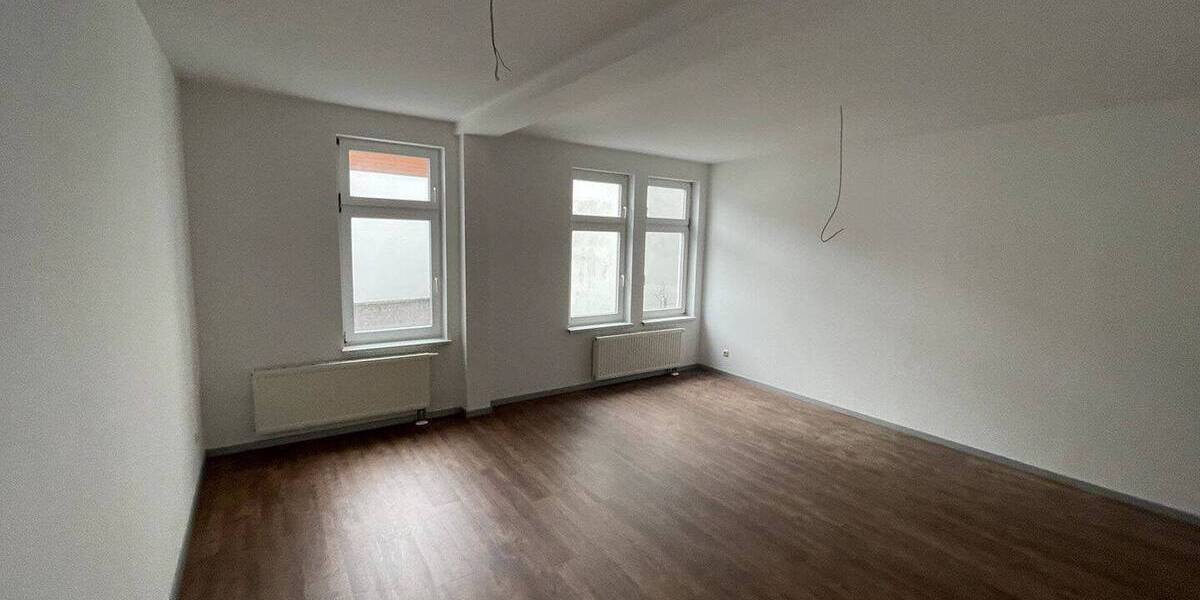 Etagenwohnung Eisenach - 2 Zimmer, 74 m&sup2;, 444&euro; | Angebot:26554397