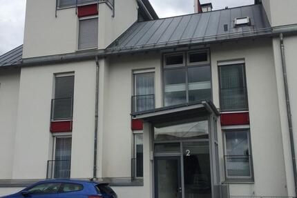 Zentrale und doch ruhige 3,5-Zimmer-Wohnung mit großer Terrasse