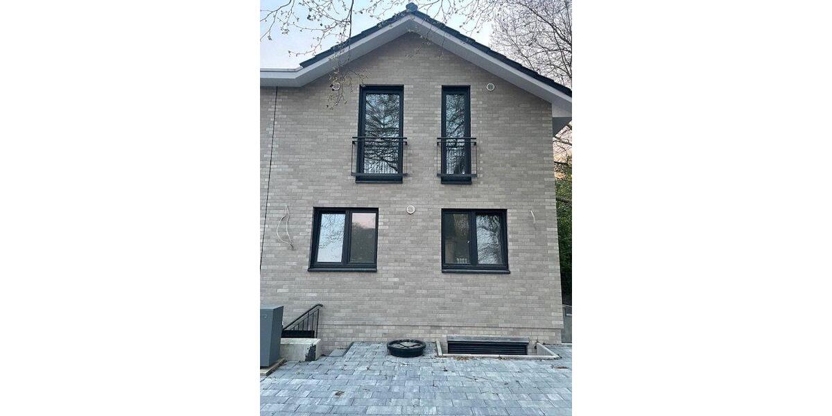 Erdgeschoßwohnung Hamburg Wandsbek - 5 Zimmer, 135 m&sup2;, 2.500&euro; | Angebot:26497068