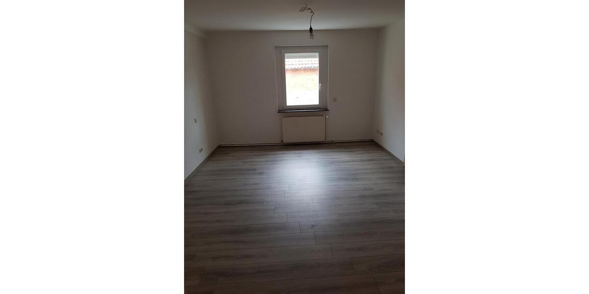 Dachgeschoßwohnung Springe - 3.5 Zimmer, 100 m&sup2;, 800&euro; | Angebot:26632679