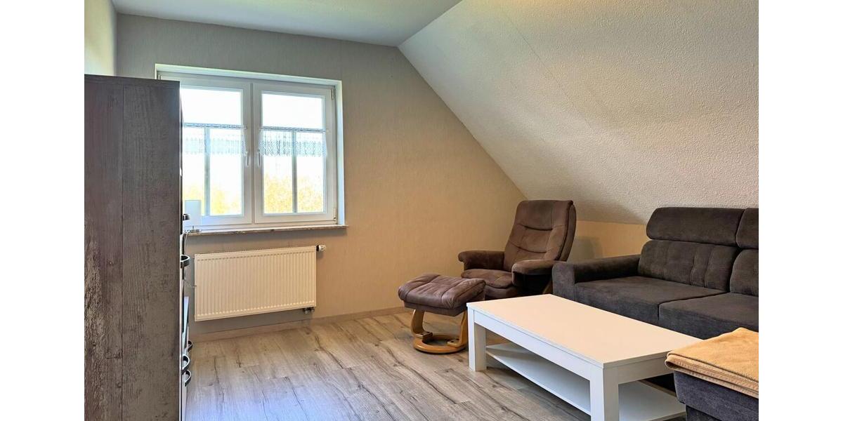 Einfamilienhaus Uplengen - 4 Zimmer, 140 m&sup2;, 1.200&euro; | Angebot:26235096