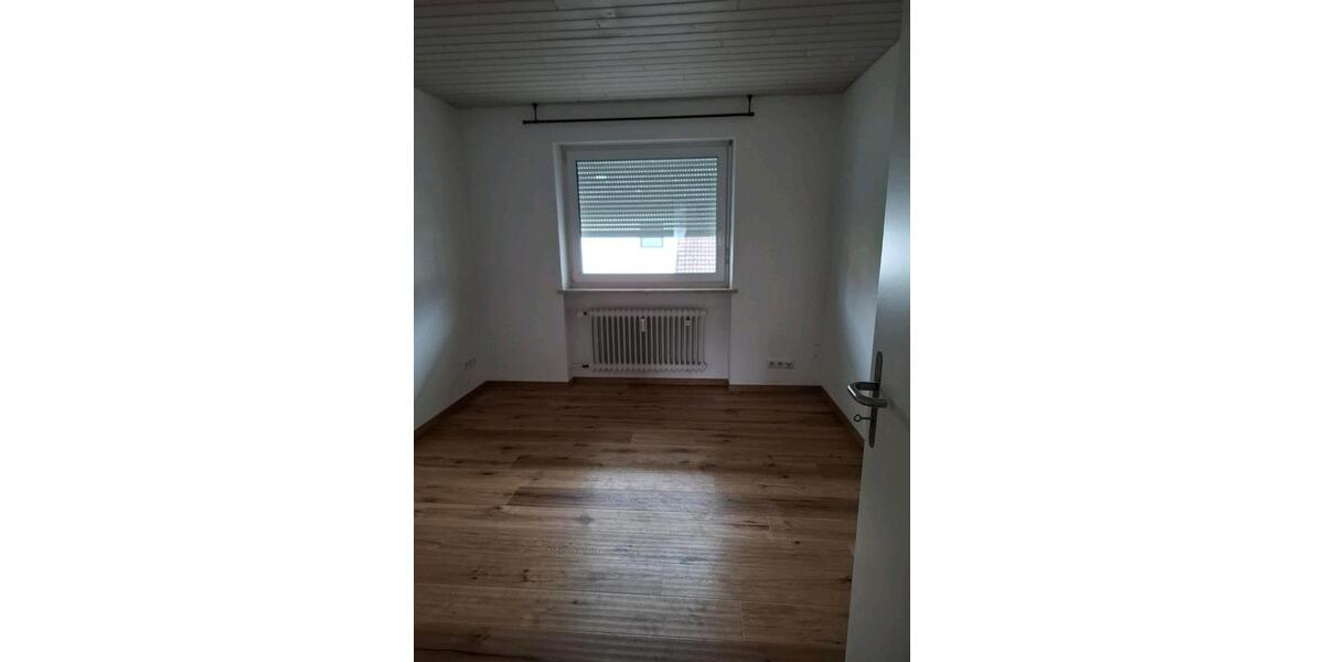 Etagenwohnung Feldkirchen-Westerham Westerham - 5.5 Zimmer, 105 m&sup2;, 1.750&euro; | Angebot:25417767