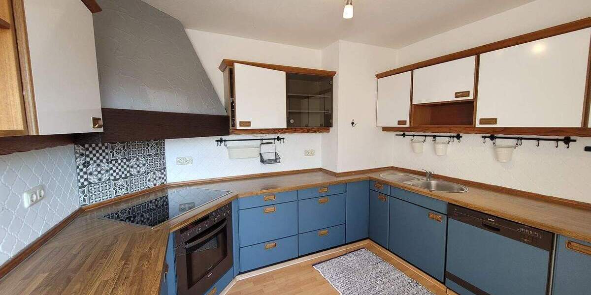 Etagenwohnung Kirchheim - 4 Zimmer, 130 m&sup2;, 980&euro; | Angebot:25845446