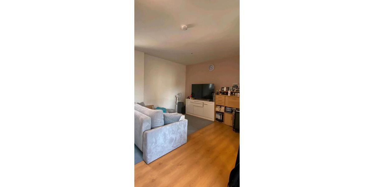 Etagenwohnung Bernburg (Saale) - 1 Zimmer, 43 m&sup2;, 400&euro; | Angebot:26610383