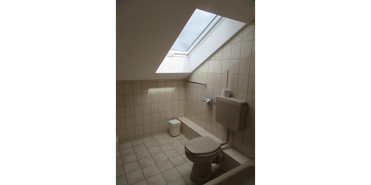 Dachgeschoßwohnung Aachen Aachen-Mitte - 1 Zimmer, 35 m&sup2;, 400&euro; | Angebot:26586386