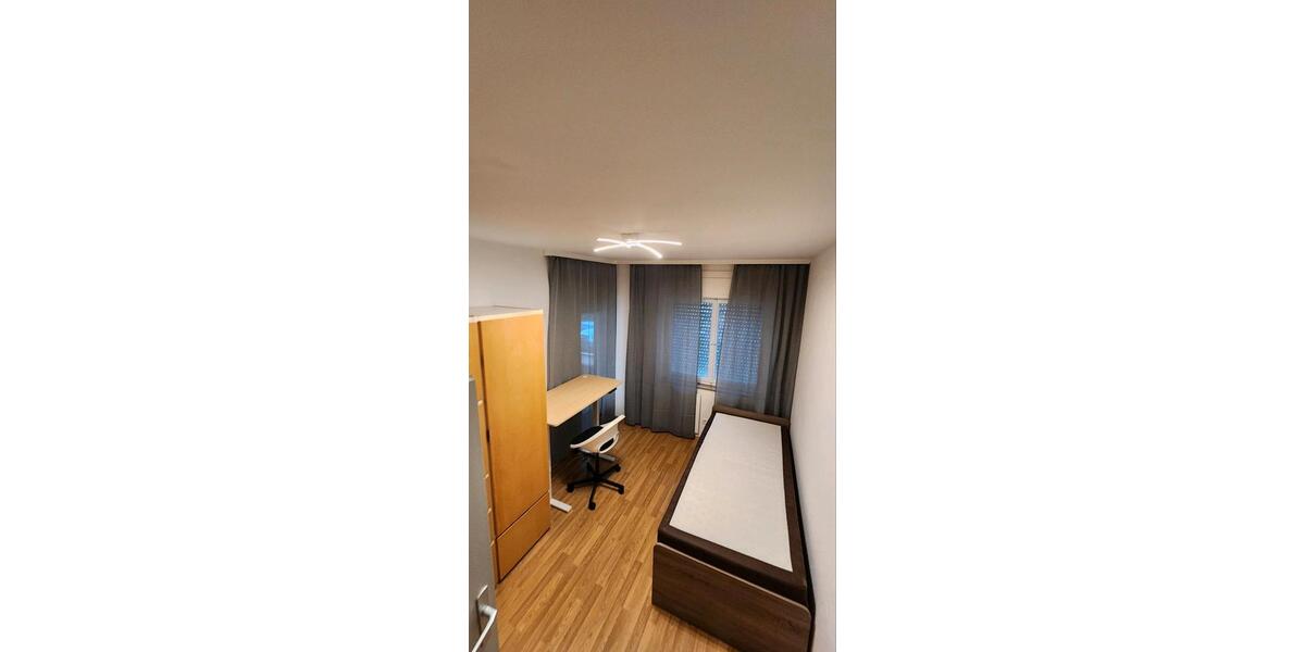 Wohnen auf Zeit Ludwigsburg - 1 Zimmer, 11 m&sup2;, 555&euro; | Angebot:26582744