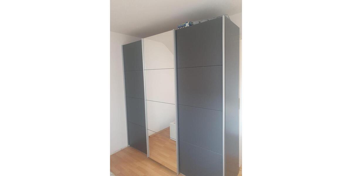 Dachgeschoßwohnung Tengen - 2 Zimmer, 45 m&sup2;, 350&euro; | Angebot:25642660