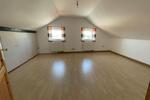 Dachgeschoßwohnung Tiefenbach - 2 Zimmer, 90 m&sup2;, 700&euro; | Angebot:26271374