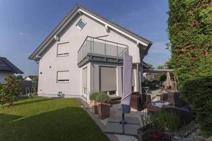 Haus Bad Friedrichshall - 6 Zimmer, 240 m&sup2;, 2.650&euro; | Angebot:25849047