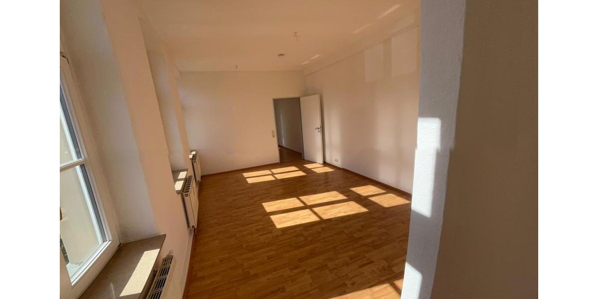 Etagenwohnung Lichtenstein (Sachsen) - 1 Zimmer, 43 m&sup2;, 231&euro; | Angebot:23901206