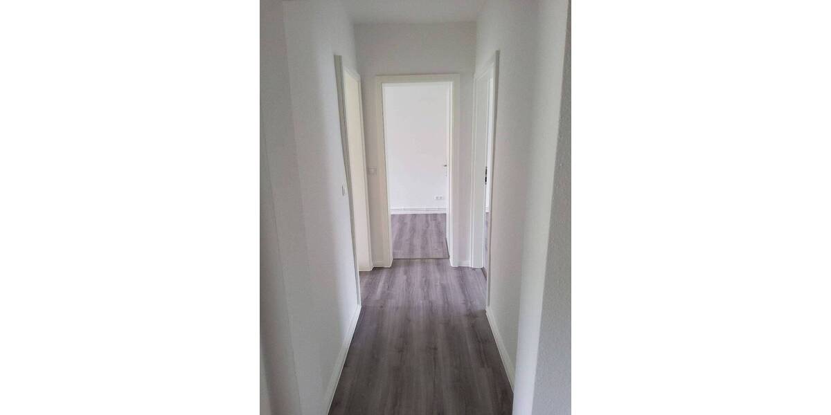 Etagenwohnung Poseritz - 2 Zimmer, 46 m&sup2;, 300&euro; | Angebot:26557730