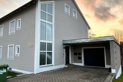 Wohnung Ebnath - 3 Zimmer, 101 m&sup2;, 690&euro; | Angebot:24597870