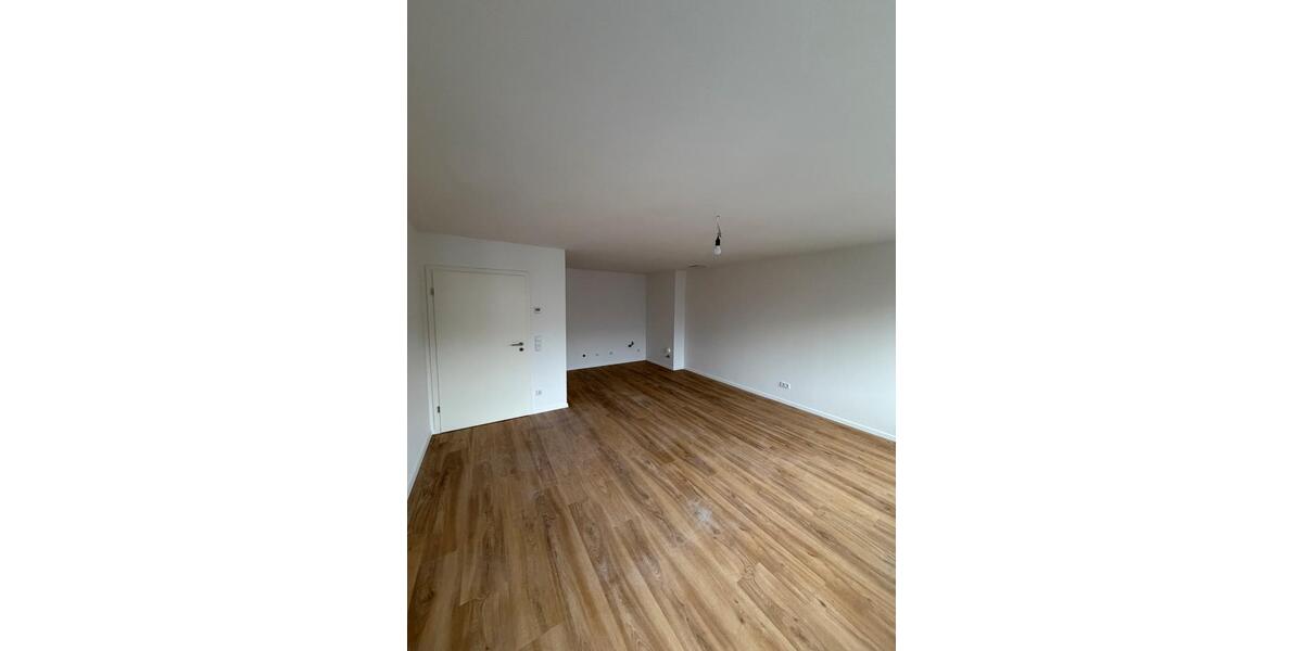 Etagenwohnung Mönchengladbach Süd - 4 Zimmer, 83 m&sup2;, 1.600&euro; | Angebot:23820433