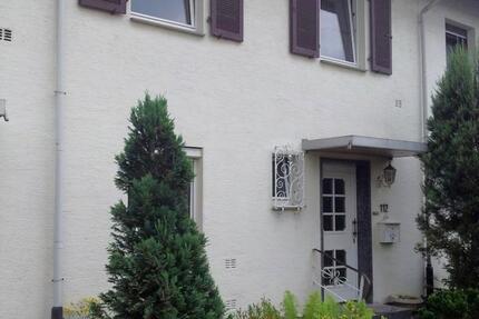 Haus Ludwigshafen am Rhein Rheingönheim - 4 Zimmer, 92 m&sup2;, 1.200&euro; | Angebot:24652312