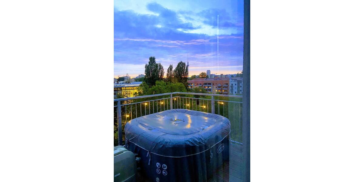 Dachgeschoßwohnung Berlin Friedrichshain-Kreuzberg - 2.5 Zimmer, 64 m&sup2;, 1.500&euro; | Angebot:26663835