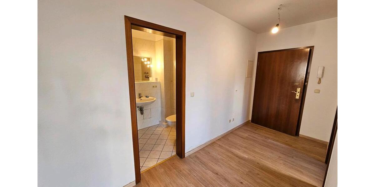 Erdgeschoßwohnung Hartenstein - 1 Zimmer, 32 m&sup2;, 380&euro; | Angebot:24708028
