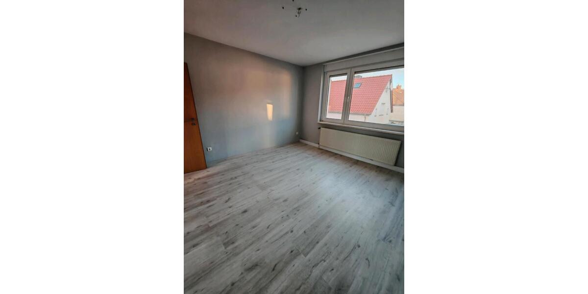 Etagenwohnung Staßfurt Löderburg - 3 Zimmer, 85 m&sup2;, 500&euro; | Angebot:24354395