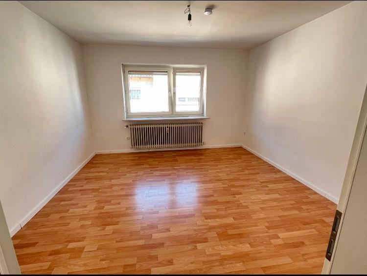 Erdgeschoßwohnung Ludwigshafen am Rhein Ludwigshafen-Oggersheim - 3 Zimmer, 96 m&sup2;, 1.290&euro; | Angebot:25989177