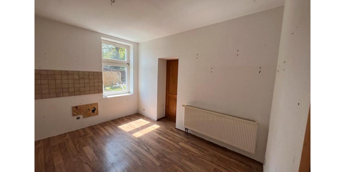 Etagenwohnung Schleusingen - 4.5 Zimmer, 104 m&sup2;, 676&euro; | Angebot:25641755