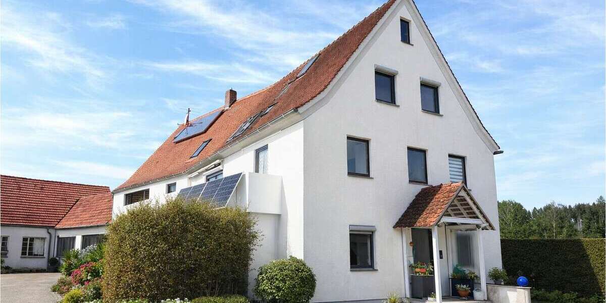 Etagenwohnung Fischach - 6 Zimmer, 145 m&sup2;, 1.150&euro; | Angebot:26088717