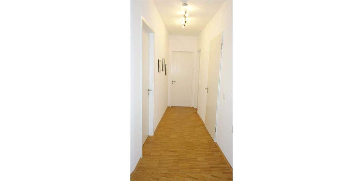 Besondere Immobilie - 3 Zimmer mit Sonnenterrasse, Balkon, Fernblick, EBK, Fußbodenheizung, 2 Bäder 3 zimmer