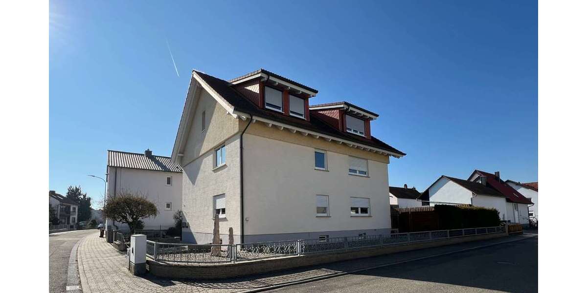 Etagenwohnung Neupotz - 3 Zimmer, 88 m&sup2;, 1.000&euro; | Angebot:25221460