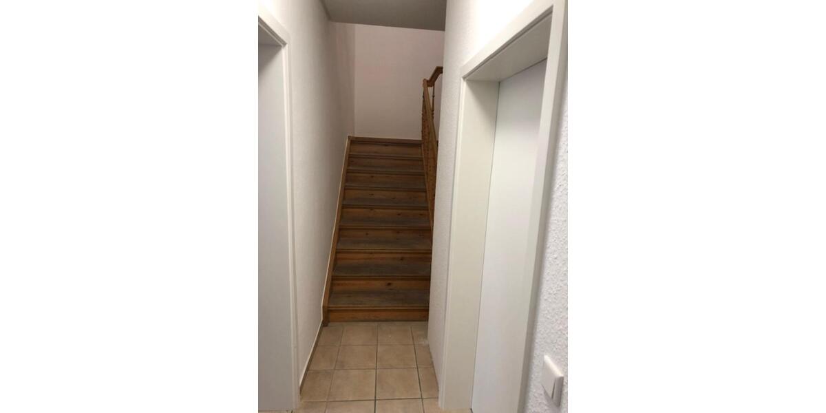 Etagenwohnung Wanna - 3 Zimmer, 95 m&sup2;, 600&euro; | Angebot:24848847