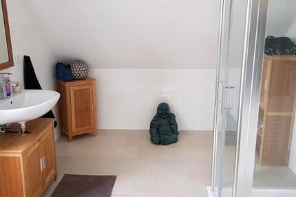 Wohnen auf Zeit Merseburg - 2 Zimmer, 70 m&sup2;, 30&euro; | Angebot:25599700