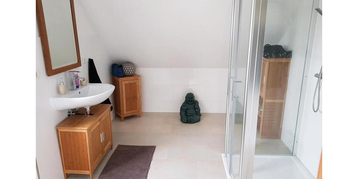 Wohnen auf Zeit Merseburg - 2 Zimmer, 70 m&sup2;, 30&euro; | Angebot:25599700