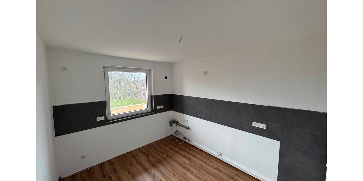 Etagenwohnung Nordenham - 4 Zimmer, 91 m&sup2;, 890&euro; | Angebot:25837175