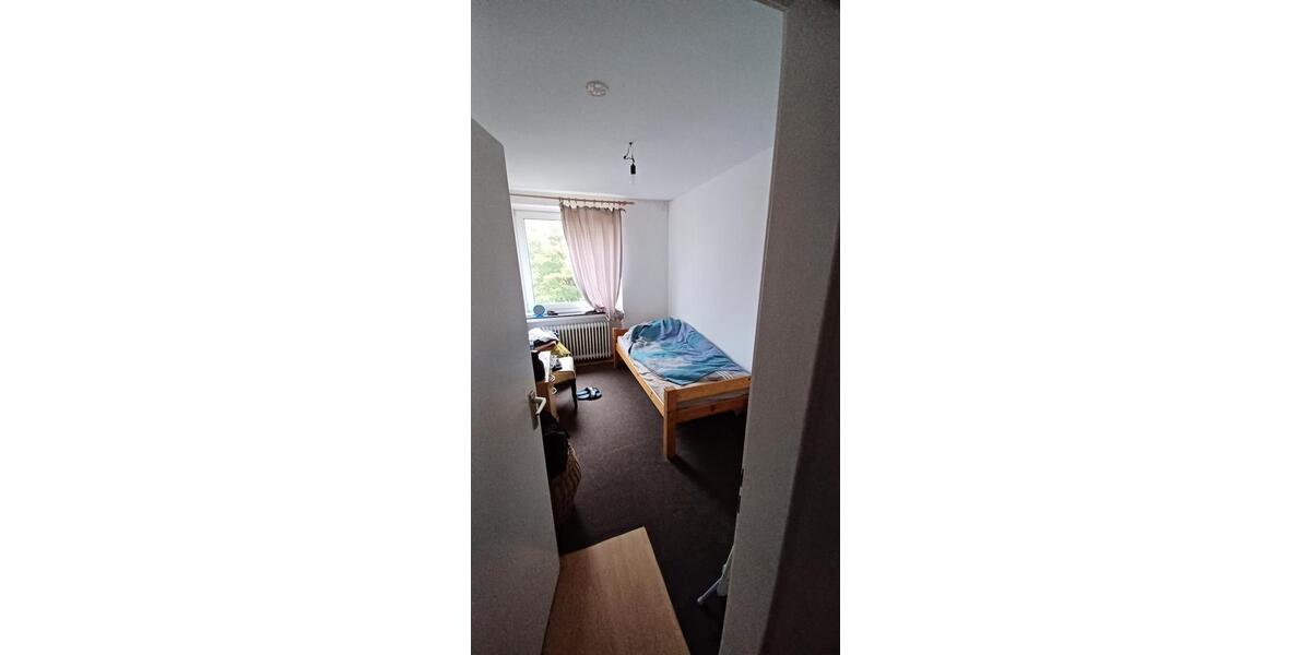 Etagenwohnung Emden Rysumer Landstraße - 3 Zimmer, 87 m&sup2;, 550&euro; | Angebot:24869464