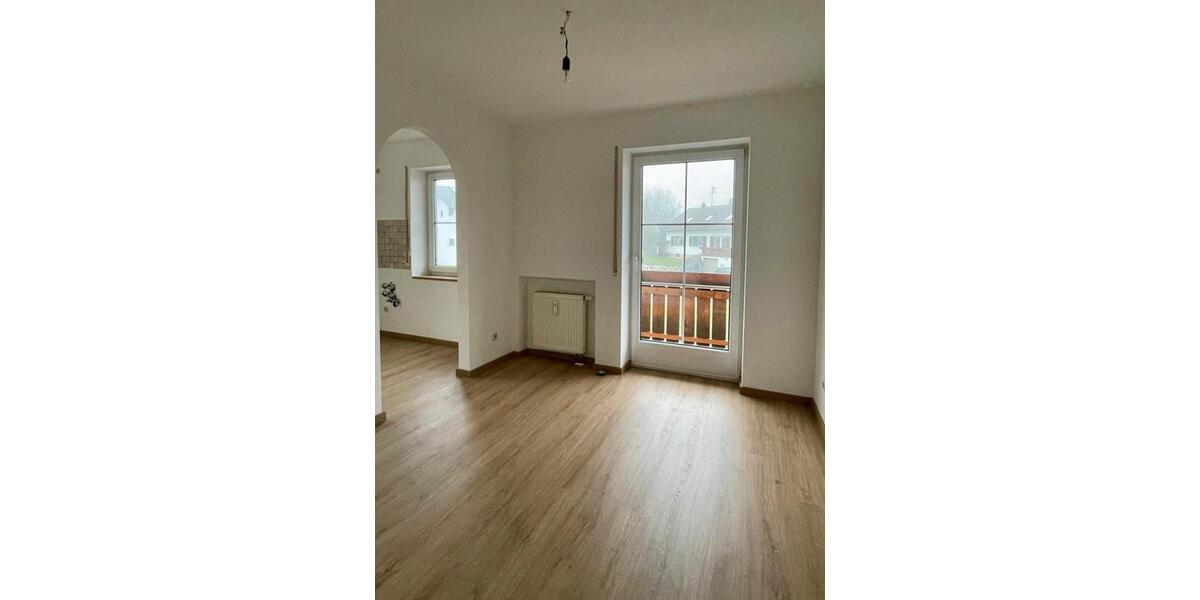 Erdgeschoßwohnung Kinsau - 3.5 Zimmer, 107 m&sup2;, 1.100&euro; | Angebot:26296568