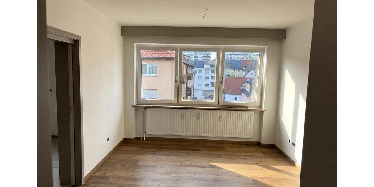 Etagenwohnung Marktredwitz - 3.5 Zimmer, 130 m&sup2;, 900&euro; | Angebot:26661522