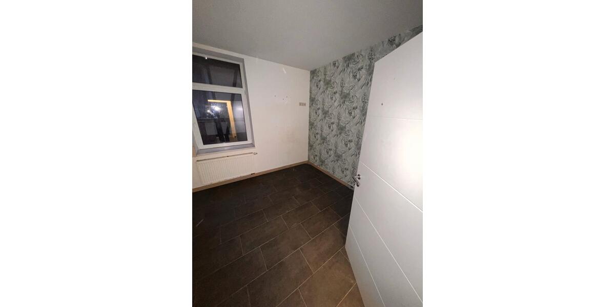 Etagenwohnung Schmalkalden - 4 Zimmer, 105 m&sup2;, 800&euro; | Angebot:24653789