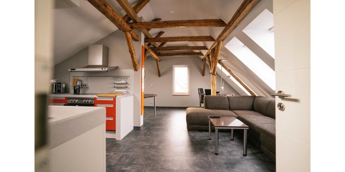 Dachgeschoßwohnung Grimma - 2 Zimmer, 65 m&sup2;, 700&euro; | Angebot:24754817