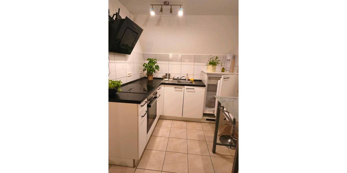 Dachgeschoßwohnung Stuttgart Stuttgart-Süd - 1 Zimmer, 60 m&sup2;, 700&euro; | Angebot:26705344