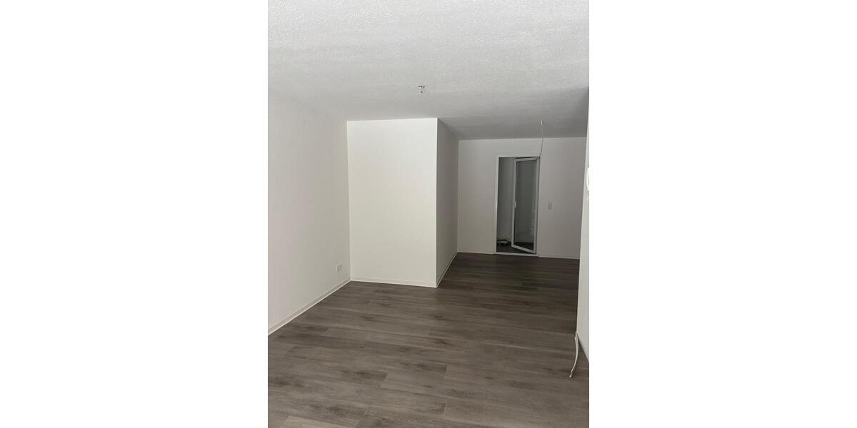 Traumhafte 4-Zimmer Wohnung in Neunkirchen Hangard zu vermieten 4 zimmer