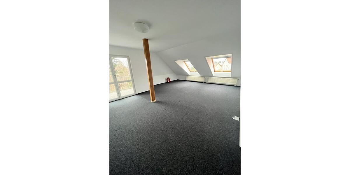 Etagenwohnung Mittweida - 5 Zimmer, 120 m&sup2;, 815&euro; | Angebot:26267934
