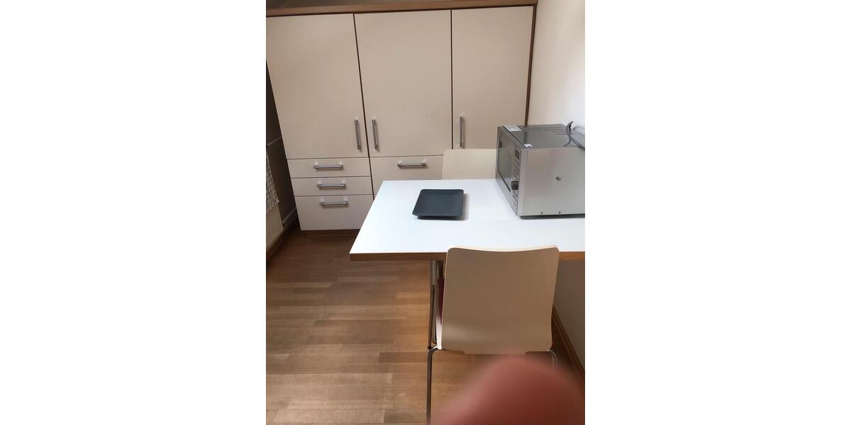 Einfamilienhaus Burghausen - 6 Zimmer, 150 m&sup2;, 2.300&euro; | Angebot:26113055
