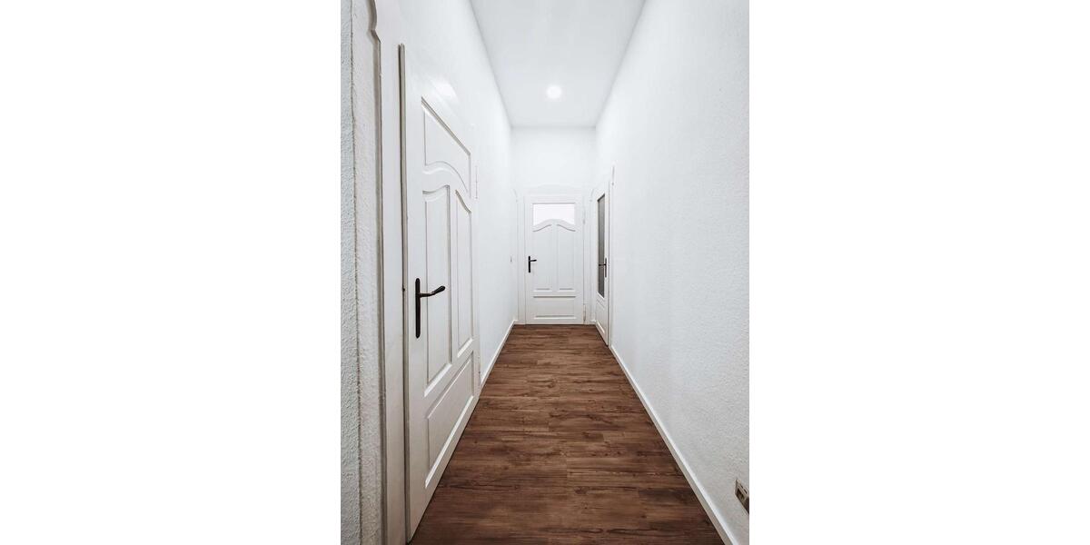 Etagenwohnung Zwickau Zwickau-Nord - 5 Zimmer, 162 m&sup2;, 1.050&euro; | Angebot:26427193