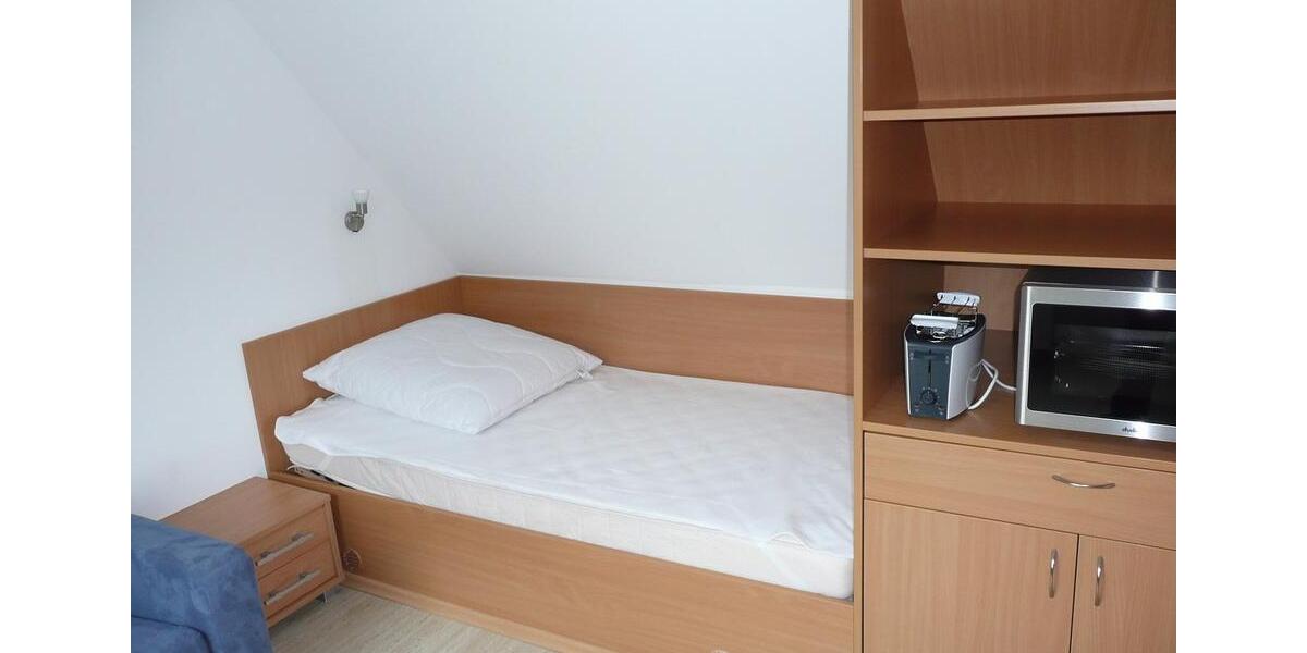 Etagenwohnung Köln Rodenkirchen - 1 Zimmer, 20 m&sup2;, 650&euro; | Angebot:26426298