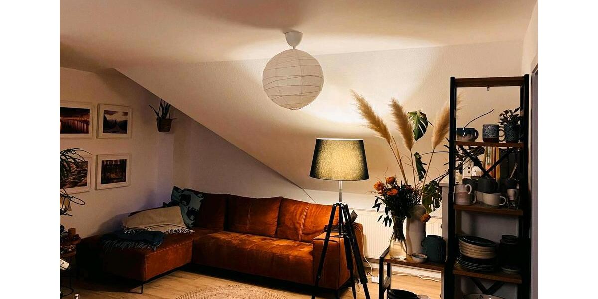 Dachgeschoßwohnung Arnstadt - 3 Zimmer, 76 m&sup2;, 900&euro; | Angebot:26003411