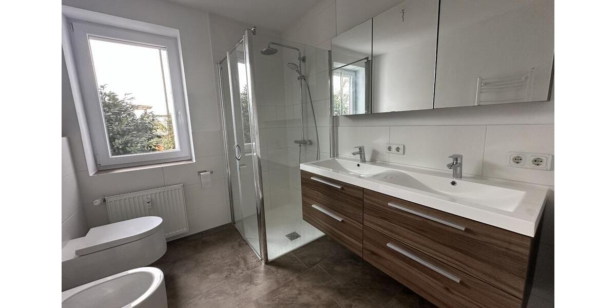 Etagenwohnung Hilpoltstein - 6 Zimmer, 270 m&sup2;, 1.650&euro; | Angebot:23386174