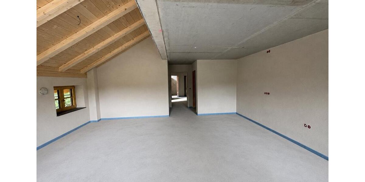 Etagenwohnung Unterreit - 2 Zimmer, 78 m&sup2;, 975&euro; | Angebot:26652016