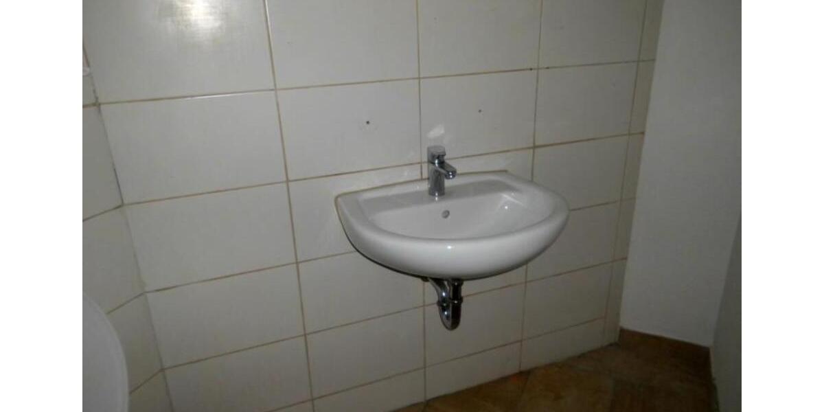 Etagenwohnung Wurzen - 4 Zimmer, 100 m&sup2;, 550&euro; | Angebot:25904946