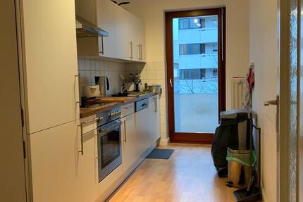 Wohnen auf Zeit Bremerhaven Mitte - 3 Zimmer, 17 m&sup2;, 310&euro; | Angebot:25833832